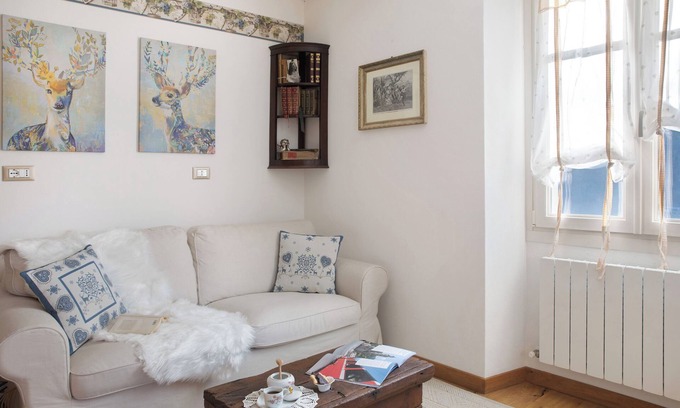 Teglio Apartment | Holiday Apartment "Mantaula" with Mountain View, Shared Terrace & Wi-Fi