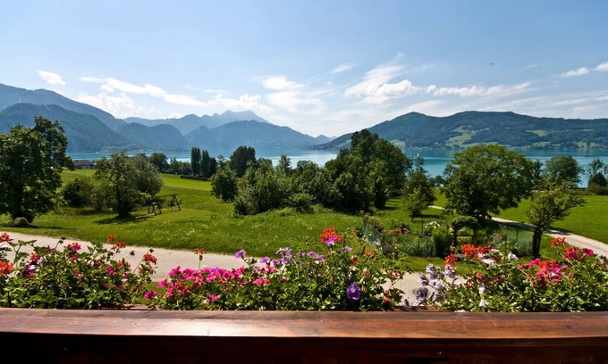 Steinbach am Attersee Apartment | Holiday apartment Schafberg - Haslbauer - Family Resch