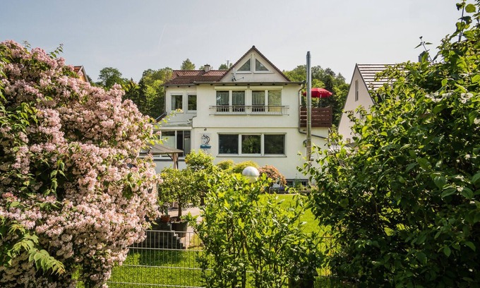 Derendingen Apartment | Holiday Apartment "Schmid" with Balcony & Wi-Fi