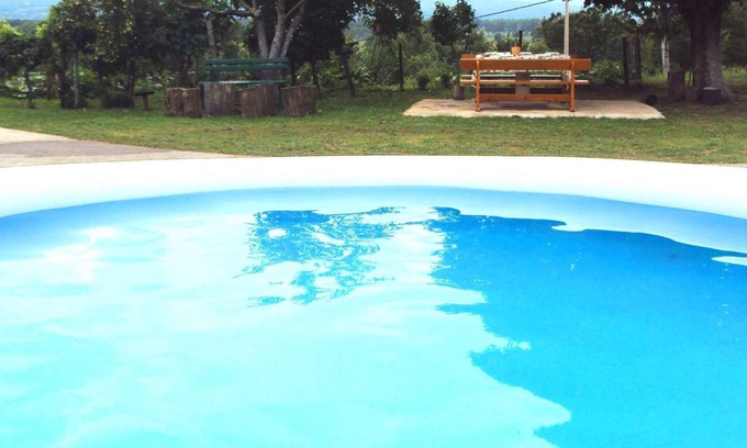 Plomin Apartment | Holiday apartment with balcony and assembly pool