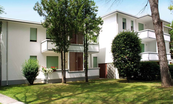 Bibione Pineda Apartment | Holiday apartment with balcony and air conditioning