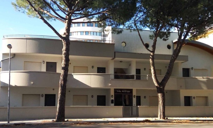 Lignano Sabbiadoro Apartment | Holiday apartment with balcony and air conditioning
