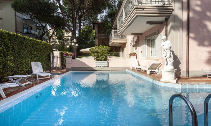 Alba Apartment | Holiday apartment with balcony and air conditioning