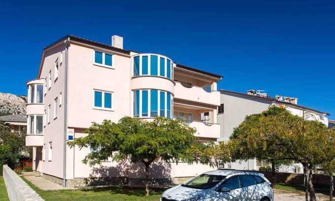 Baska Apartment | Holiday apartment with satellite TV