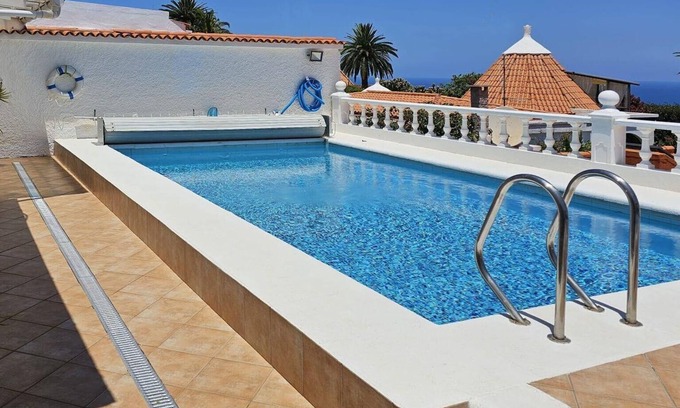 La Victoria de Acentejo House | Holiday home La Palmita with sea view