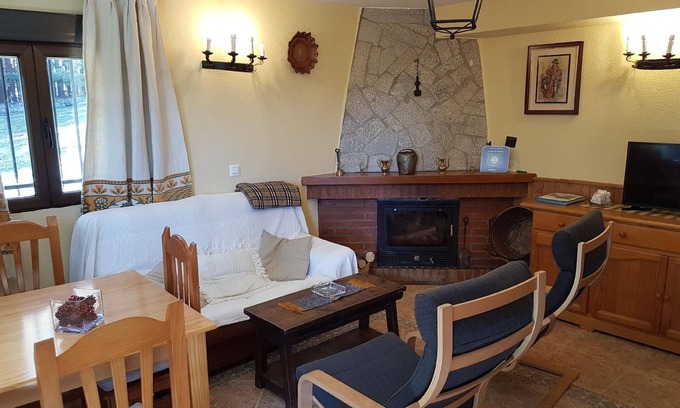 Navarredonda de Gredos Apartment | Holiday apartment Navarredonda de Gredos for 1 - 5 persons with 2 bedrooms - Holiday apartment in on
