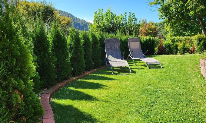 Bodenwerder House | Holiday flat e-bike storage room, terrace, fireplace 2 bedrooms