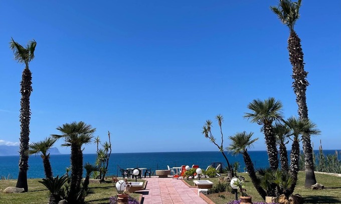 Trappeto Apartment | Holiday flat Villa Gina in Trappeto