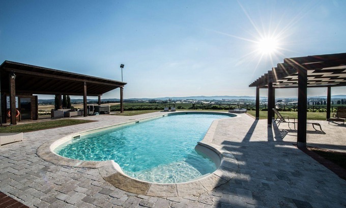 Marciano della Chiana House | Holiday house Marciano della Chiana for 1 - 13 persons with 6 bedrooms - Holiday house