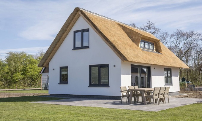 De Cocksdorp House | Holiday Home in De Cocksdorp near Beach