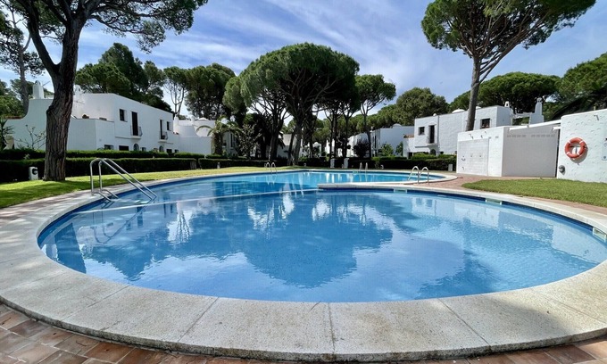 Pals House | Holiday home, 1 km from Pals Golf Course