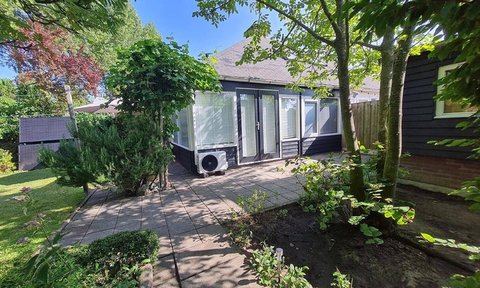 Stavenisse House | Holiday home "Buurtweg 121"