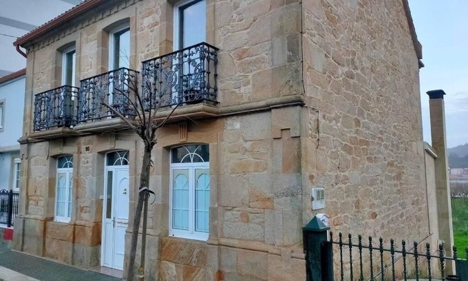 Muros House | Holiday home "Casa Das Mareas" (House of the Tides)