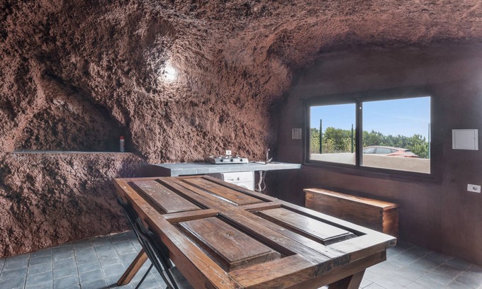 Garafia House | Holiday Home 'Casa Efrén' with Sea View, Private Terrace and Wi-Fi