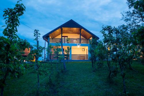 Cetingrad House | Holiday Home Dandelion with Hot Tub & Sauna