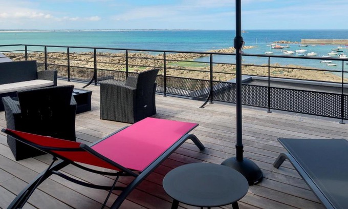 Plouescat House | Holiday Home De la Digue - PLC255