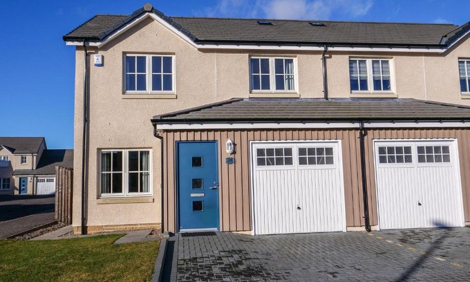 Kinross House | Holiday Home Devonvale Place by Interhome