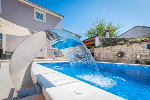 Debeljuhi House | Holiday Home Fradelani