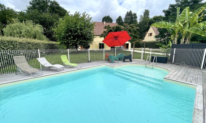 Carlux House | Holiday Home 'Gîte La Sarrazine' with Private Pool, Private Terrace and Wi-Fi
