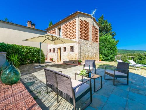 Castel San Gimignano House | Holiday Home Il Fienile di Leo by Interhome