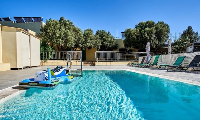 Ingenio Villa | Holiday Home in Ingenio with Private Pool