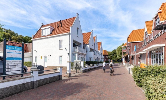 Dishoek House | Holiday Home in Koudekerke near the Beach