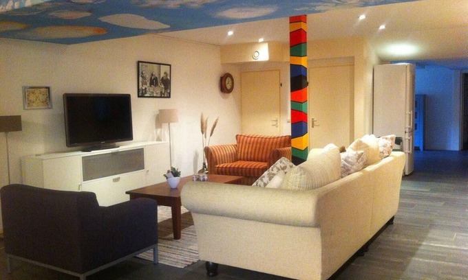 Rhenen Apartment | holiday home in Rhenen near grebbeberg and woods