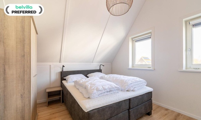 Scherpenisse House | Holiday Home in Scherpenisse near Oosterschelde