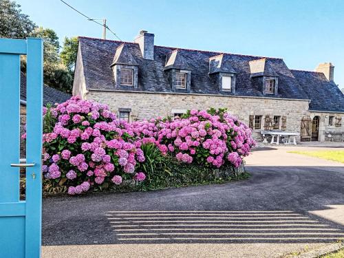 Plouescat House | Holiday Home Ker Iliav by Interhome