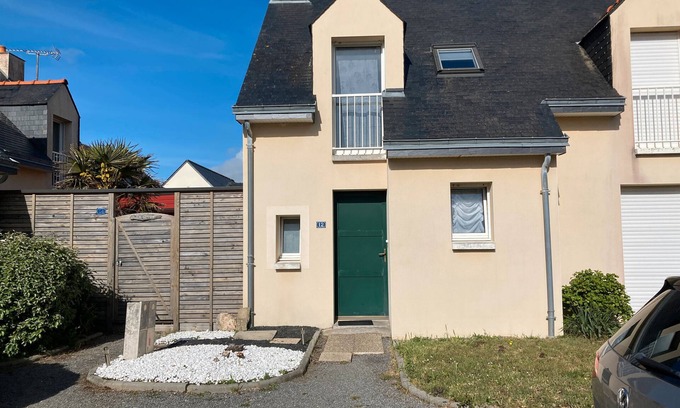 La Turballe House | Holiday Home 'Kerann 1mn De La Plage Avec Jardin' with Private Terrace