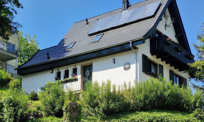 Buehlertal House | Holiday Home 'Königin' with Mountain View, Shared Terrace and Wi-Fi