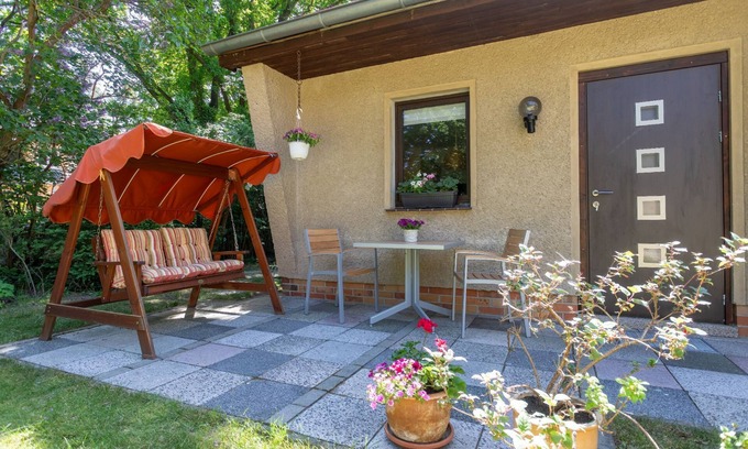 Stern House | Holiday Home 'Krohse' with Shared Garden and Wi-Fi