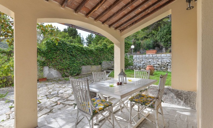 Campo nell'Elba House | Holiday Home 'La Casa Del Colle' with Private Terrace, Private Garden and Wi-Fi