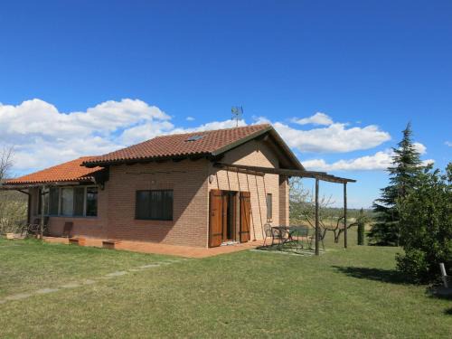 Grazzano Badoglio House | Holiday Home Le Rose Rosse by Interhome