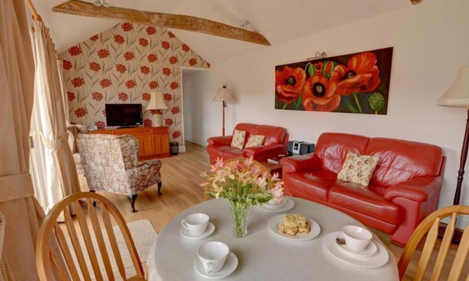 Nettlestead House | Holiday Home Lime Trees by Interhome