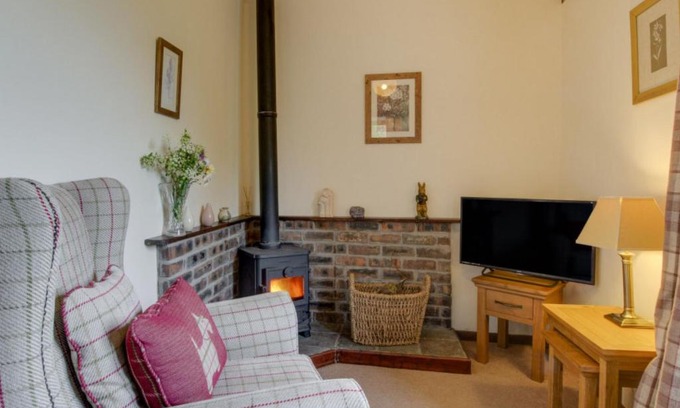 Llanerchymedd House | Holiday Home Llanerchymedd-4 by Interhome