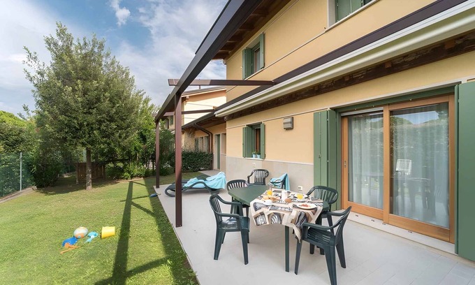 Lignano Sabbiadoro House | Holiday home mit Klimaanlage und Terrasse