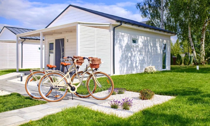 Mielno House | Holiday Home near Baltic Beach and Lake Jamno