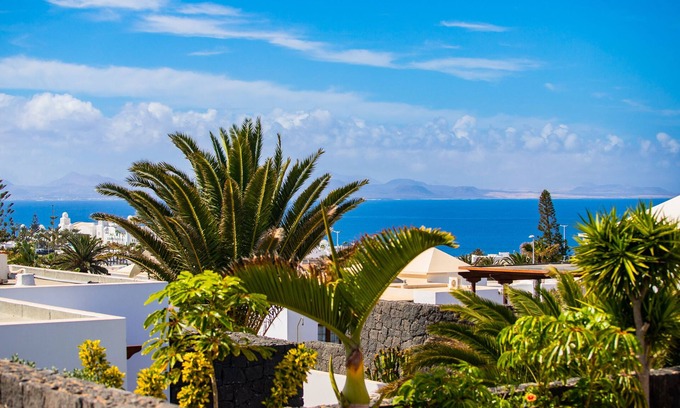 Playa Blanca House | Holiday Home newly renovated with Sea View and heated Swimming Pool