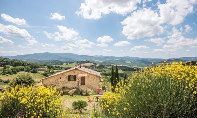 Belforte House | Holiday Home 'Nonna Gio'' with Private Garden