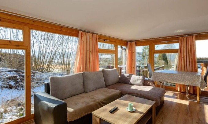 Bad Koetzting Apartment | Holiday home sunshine