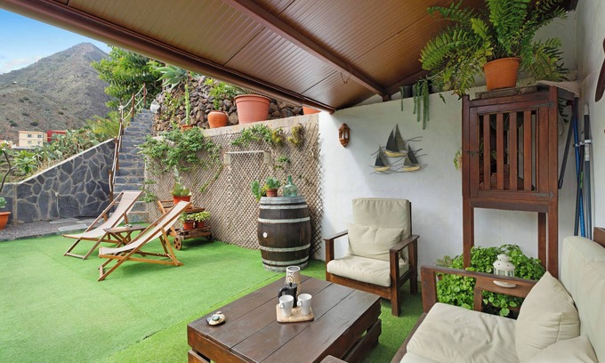 Hermigua House | Holiday Home "Tajaraste 2" with Sea and Mountain View, Private Terraces & Wi-Fi