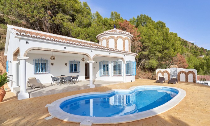 Competa House | Holiday Home 'Tower House' with Sea View, Wi-Fi and Air Conditioning