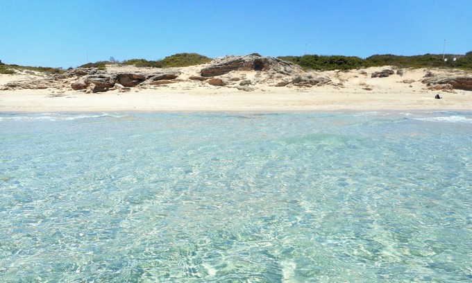 Punta Prosciutto House | Holiday Home 'Villa Palma' with Private Terrace, Wi-Fi and Air Conditioning