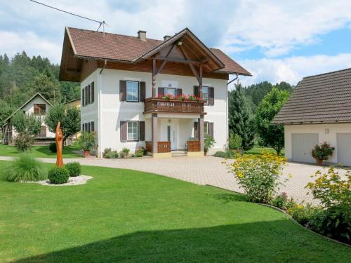 Augsdorf House | Holiday Home Wiegele by Interhome
