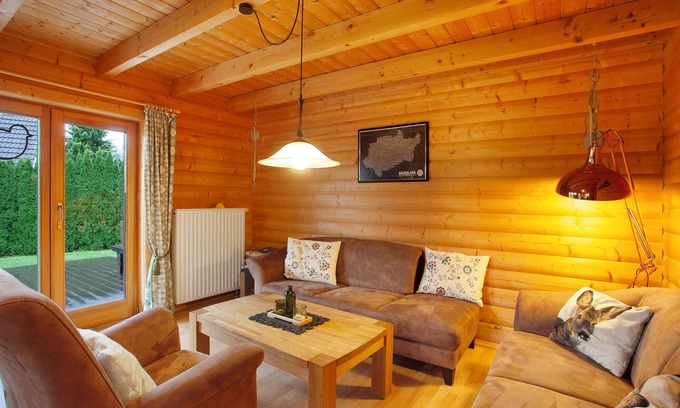 Glindfeld House | Holiday Home 'Zum Radekopf' with Private Terrace, Private Garden and Wi-Fi