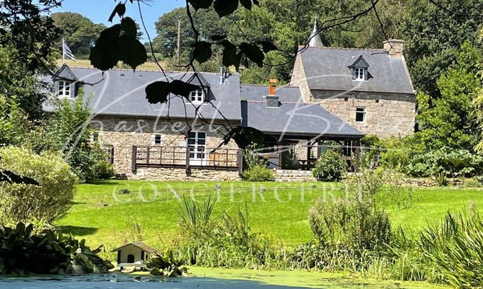 Saint-Gilles-Pligeaux House | Holiday house St Nicolas du Pélem for 1 - 2 persons with 1 bedroom - Holiday house