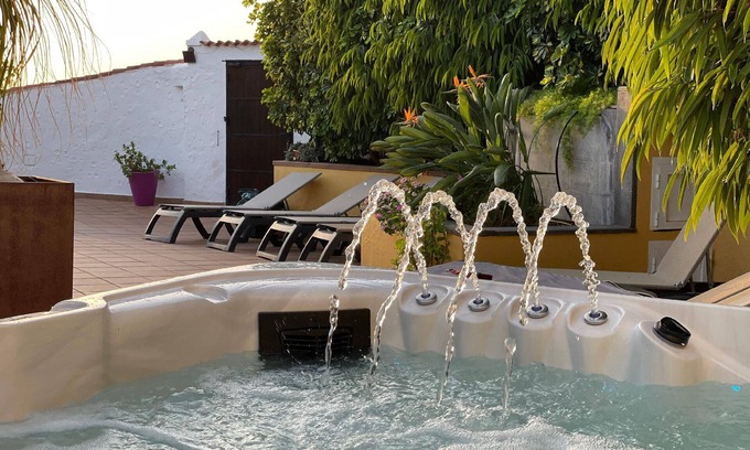 Agaete House | Holiday house Agaete for 1 - 7 persons with 3 bedrooms - Holiday house