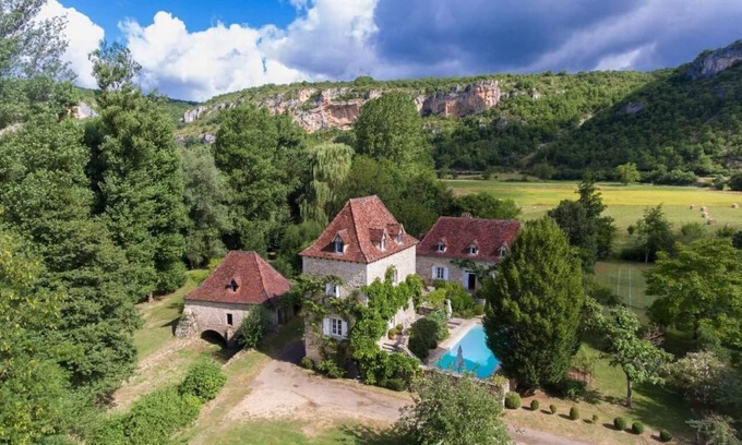 Grezes Cottage | Holiday house Cajarc for 10 persons with 5 bedrooms - Holiday house