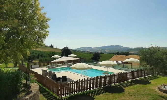 Carassai House | Holiday house Carassai for 1 - 11 persons with 4 bedrooms - Holiday home